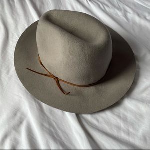 H&M Felt floppy Hat, Size Large